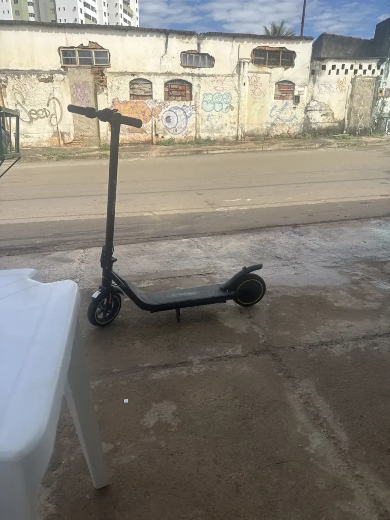 HONEYWHALE Patinete Elétrico M1 Lite 500W Preto-Amarelo Dobrável com Bluetooth e LED photo review