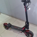 HONEYWHALE G4 Max Patinete Elétrico Dobrável Preto/Vermelho 60V 20,8Ah com Rodas 12" e Luz LED photo review