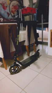 HONEYWHALE Patinete Elétrico M1 Lite 500W Preto-Amarelo Dobrável com Bluetooth e LED photo review