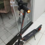HONEYWHALE M2 MAX-B Patinete Elétrico Dobrável Preto/Laranja 36V 500W com Bluetooth, Luz LED e Freio a Disco photo review