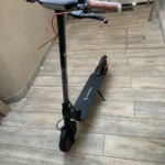 HONEYWHALE E9T Patinete Elétrico Dobrável Amarelo em Liga de Alumínio com Bluetooth e Luz LED photo review