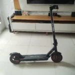 HONEYWHALE Patinete Elétrico M2 Pro 500W Dobrável 8,5" Branco com Bluetooth e LED photo review