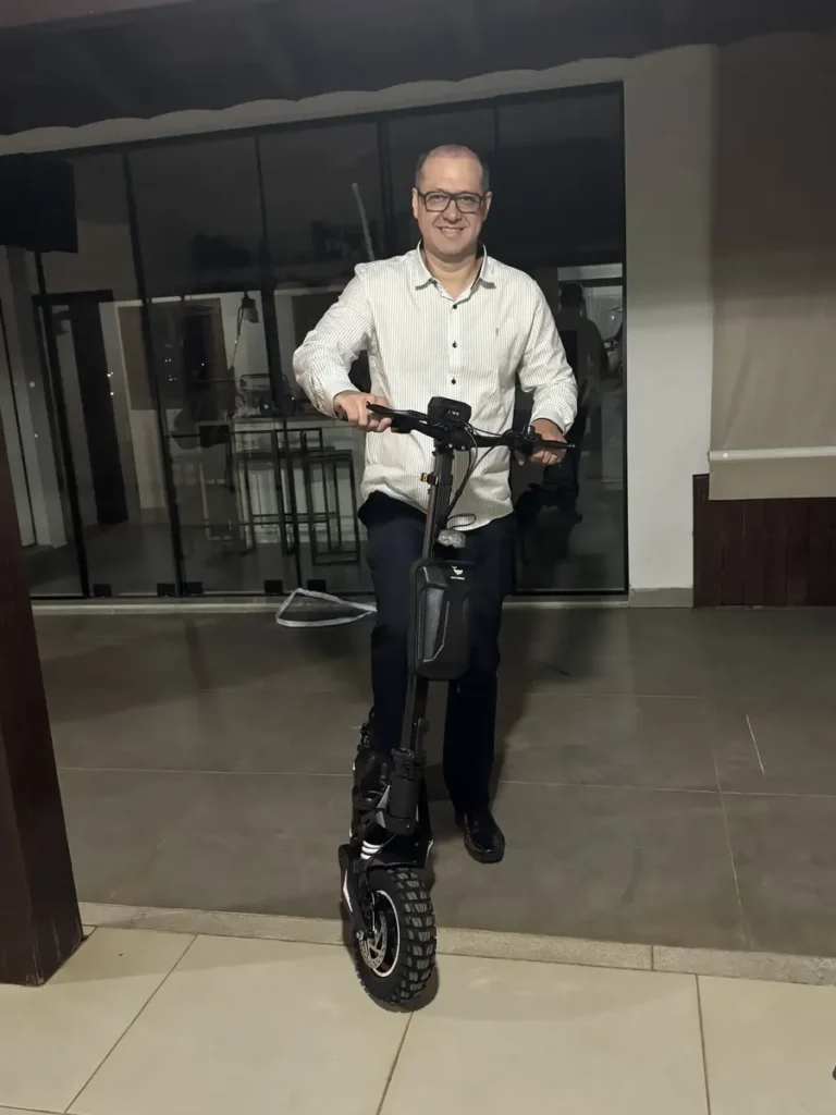HONEYWHALE G3 Pro Patinete Elétrico Dobrável Preto 48V 1640W com Rodas 12" e Luz LED photo review