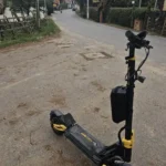 HONEYWHALE G4 Max Patinete Elétrico Dobrável Preto/Vermelho 60V 20,8Ah com Rodas 12" e Luz LED photo review