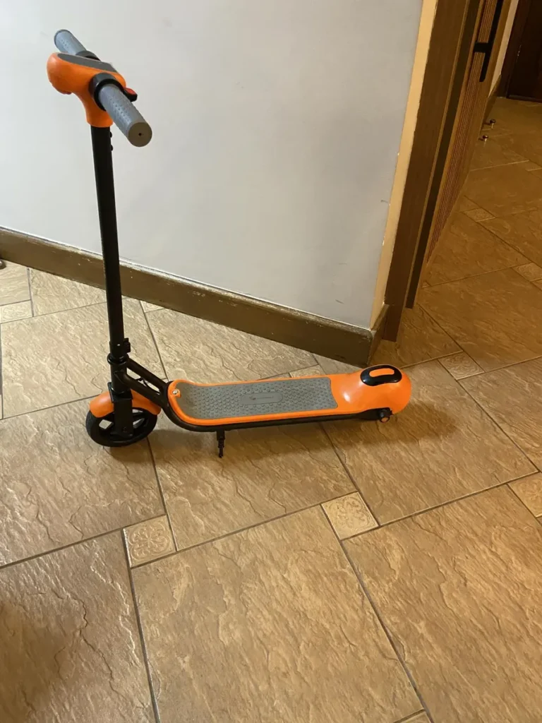 Honeywhale E2 - Patinete Elétrico Infantil Rosa com Bluetooth photo review