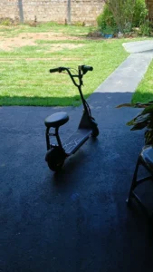 Honeywhale JL005 Scooter Elétrico Infantil com Alto-falante Bluetooth Motor 350W Bateria 3.6Ah Cesta Dupla photo review